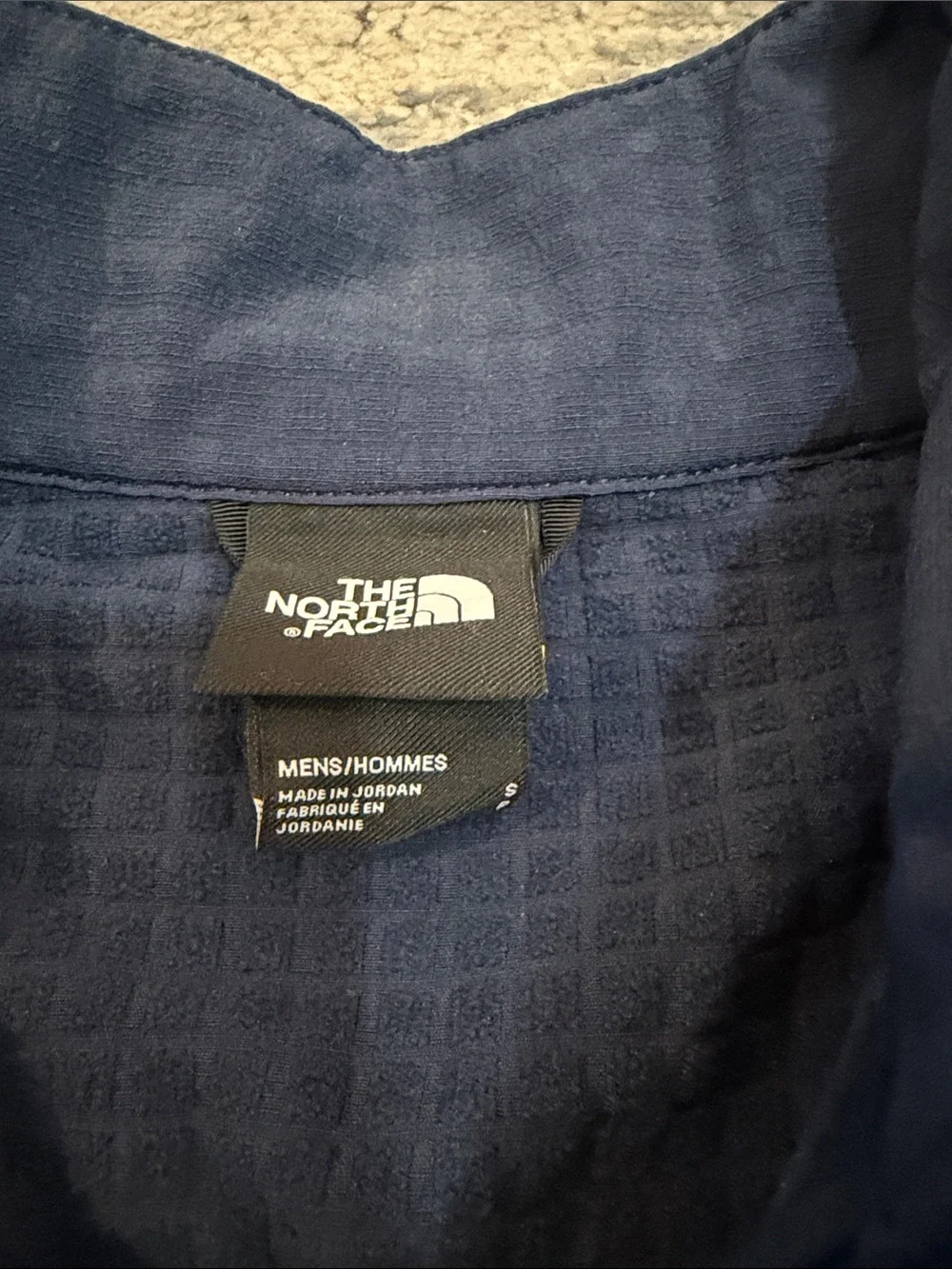 Men’s North Face navy quarter zip